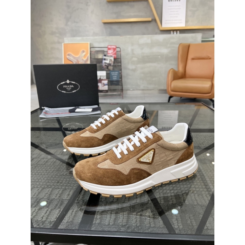 Pra*a casual shoes